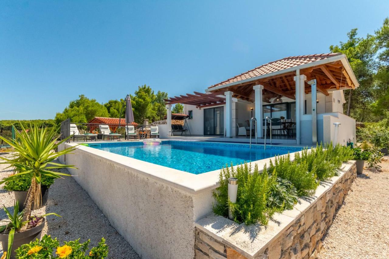 Villa Dada Supetar Exteriér fotografie